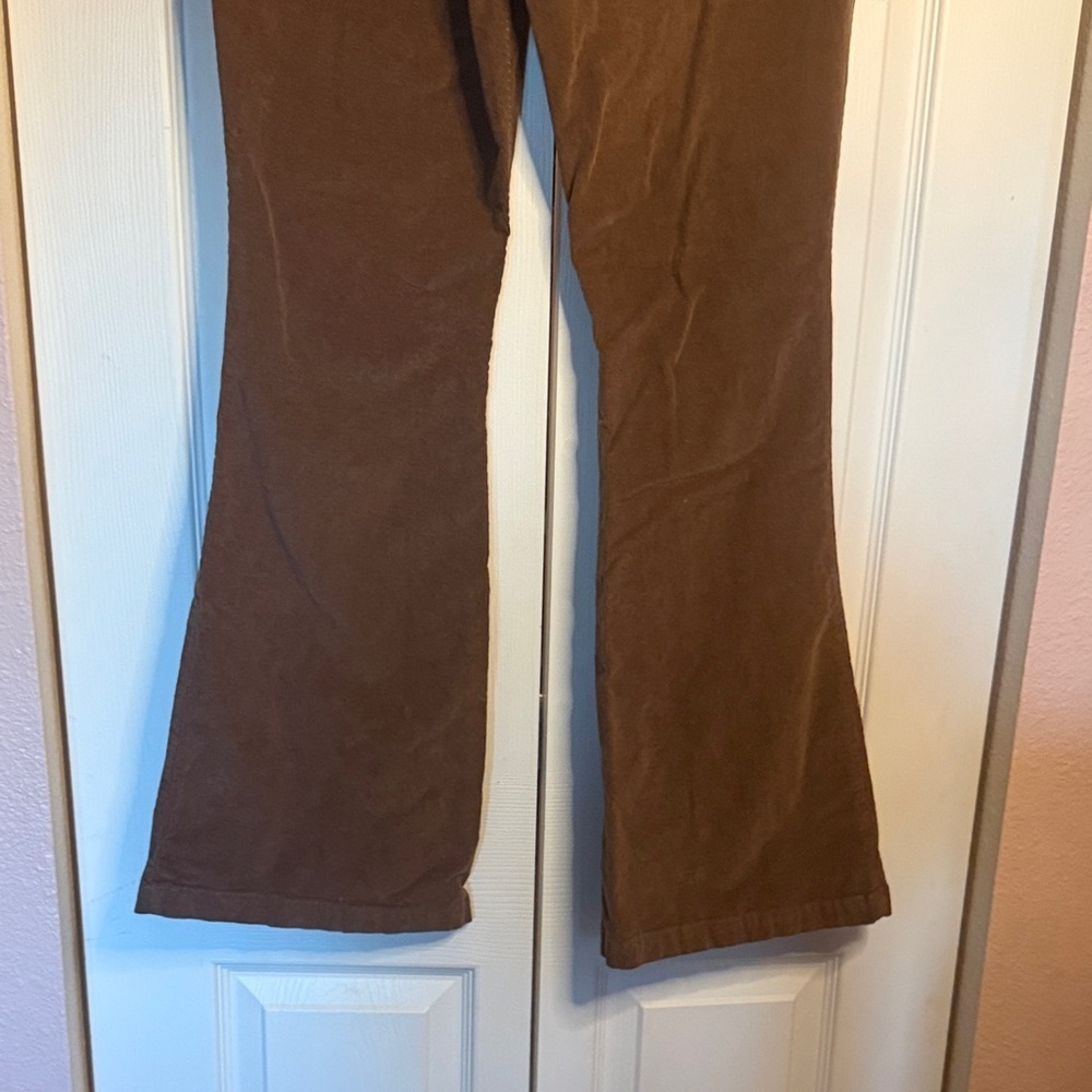 Hollister High-Rise Brown Corduroy Flare Pants size 13R - Picture 7 of 7